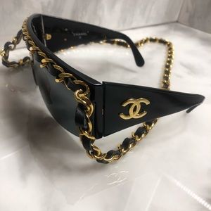 Chanel chain sunglasses